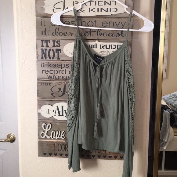 Shirt - Picture 1 of 1